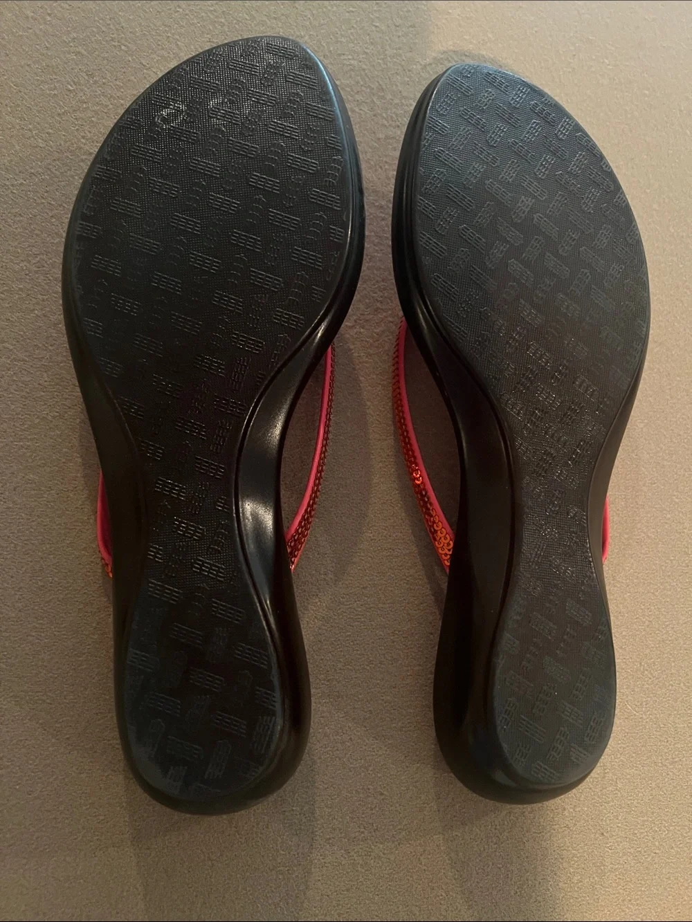 Italian Shoemakers sleek thong